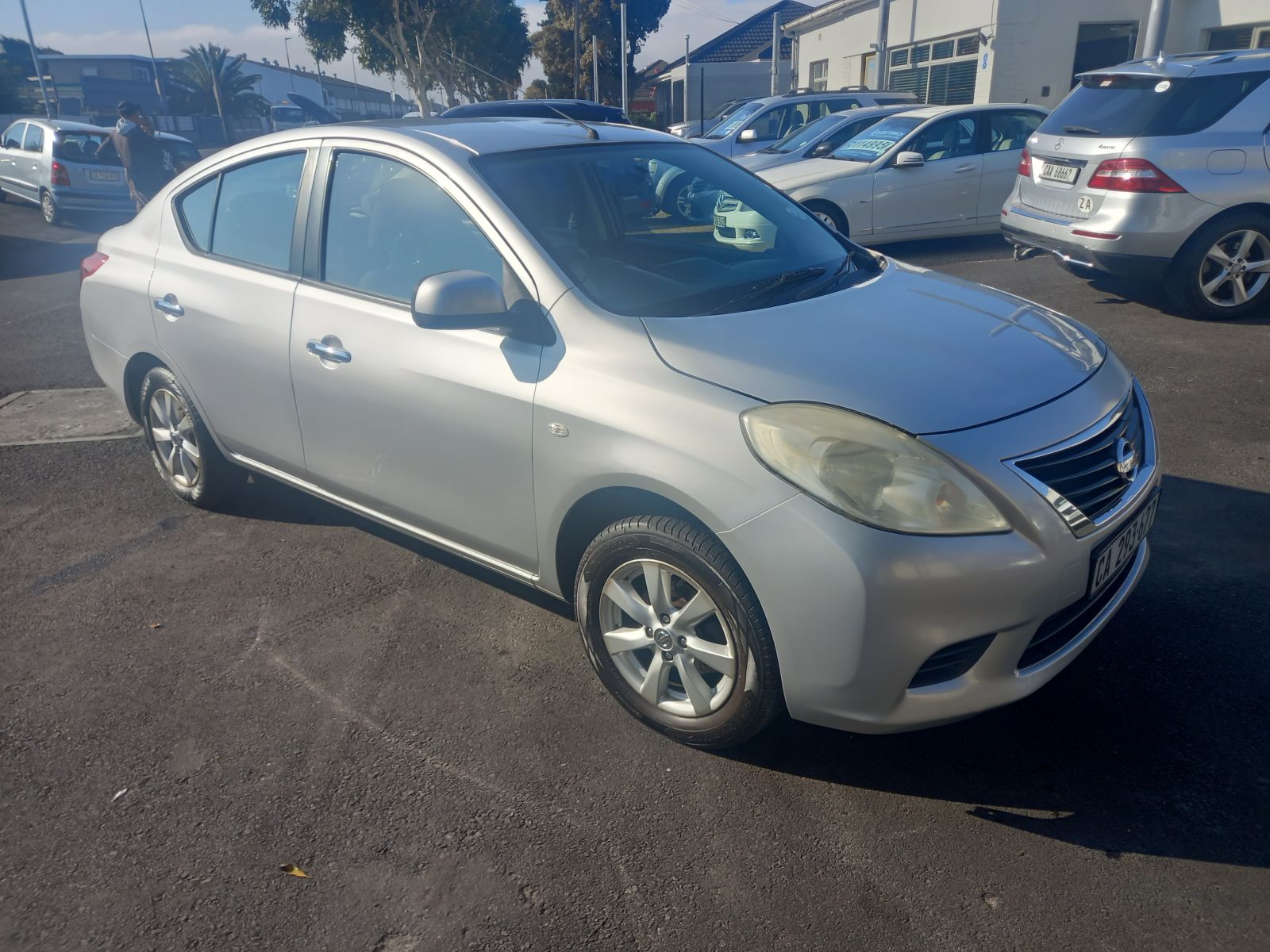 ALMERA 1.6 LUXURY (H02)